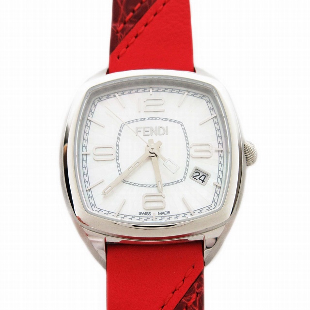 未使用品 フェンディ FENDI モメント マザー オブ パール ダイヤル 腕時計 ウォッチ アリゲーター レザーバンド クオーツ アラビア シルバー 赤 を買い取りさせて頂きました♪