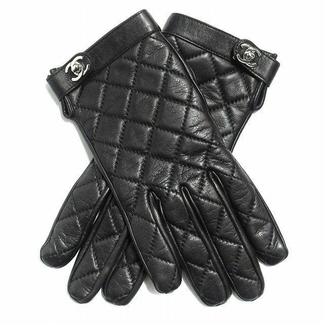 良品 シャネル CHANEL マトラッセ ココマーク ターンロック グローブ ラムスキン レザー キルティング 手袋 7 1/2 黒 ブラック シルバー金具 レディース を買い取りさせて頂きました♪