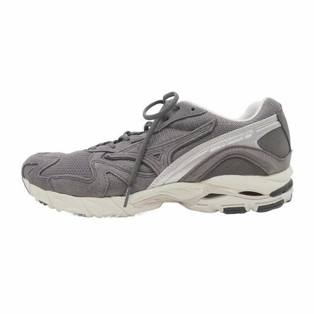 美品 ミズノ MIZUNO WAVE RIDER 10 "STEEL GREY" ウェーブ ライダー 10 スチールグレー スニーカー D1GA227706 を買い取りさせて頂きました♪